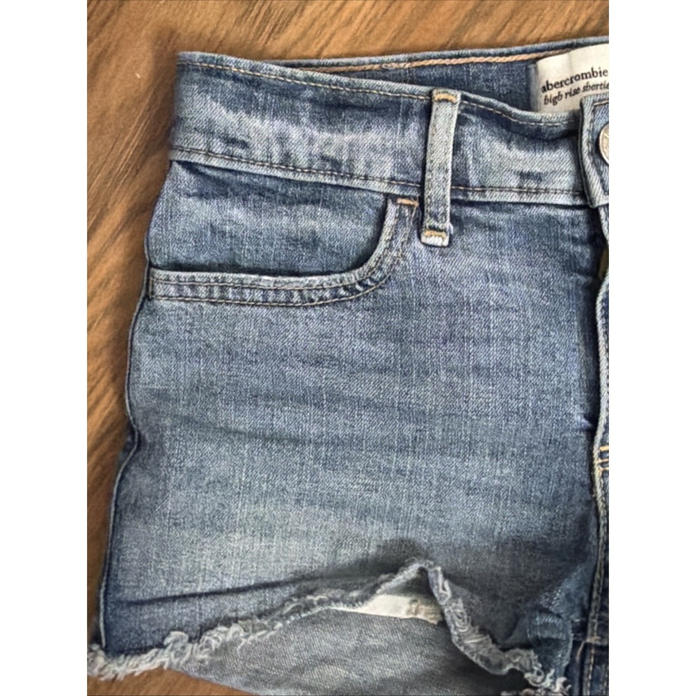 Abercrombie Kids Girls 9/10 Reg High Rise Shortie Jeans Denim Shorts EUC - Picture 3 of 5